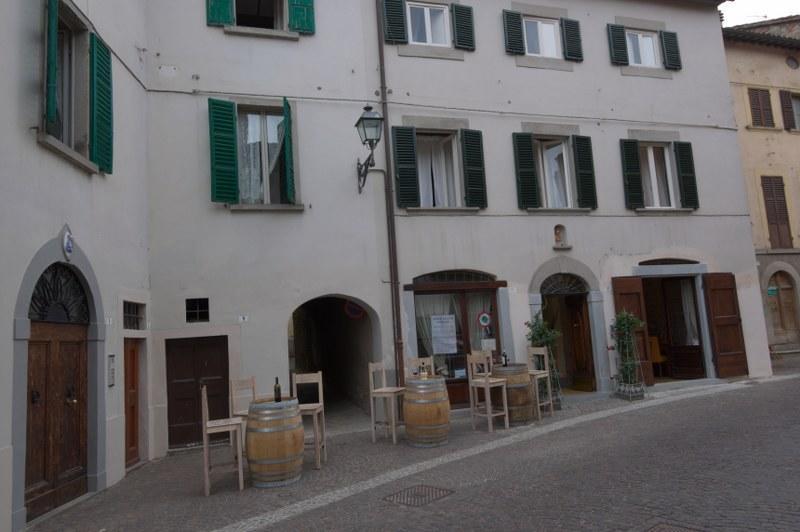 Locanda Guelfo Hotel Tredozio Exterior photo