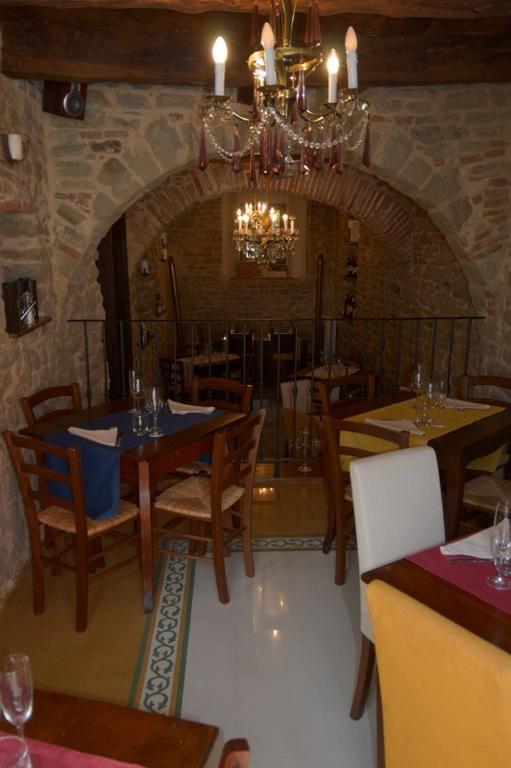 Locanda Guelfo Tredozio Exterior photo