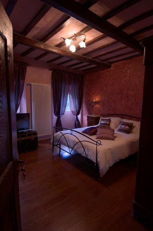 Locanda Guelfo Tredozio Exterior photo